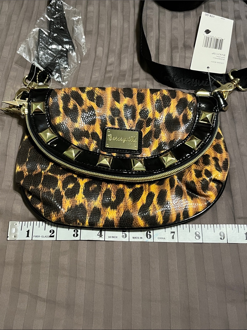 New NWT Betsey Johnson Betseyville Leopard Print Crossbody with Gold Stud Trim - Picture 12 of 16